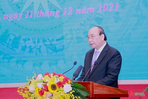 Xây dựng và hoàn thiện Nhà nước pháp quyền xã hội chủ nghĩa Việt Nam để phát huy những giá trị tiến bộ